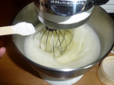 Angel Food Cake 2014-03-27 004 (480x360)