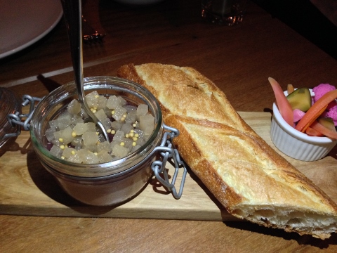 Republique 2014-03-06 011 (480x360)