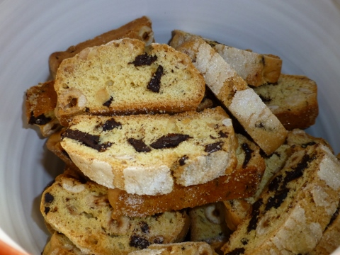 Hazelnut Chocolate Chunk Biscotti 2014-04-10 069 (480x360)