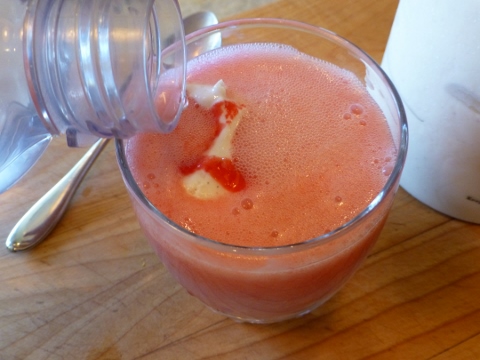 Raspberry Ice Cream Soda 2014-04-29 006 (480x360)