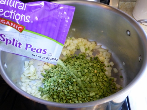 Split Pea with Ham Soup 2014-04-27 008 (480x360)