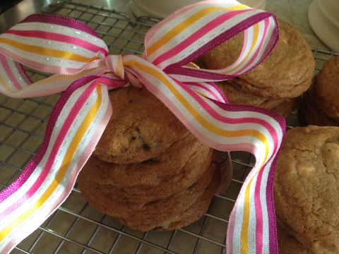 Classic Chocolate Chip Cookies 2014-06-04 063 (480x360)