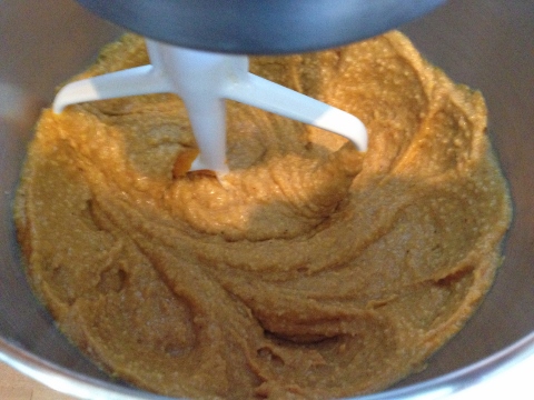 Low-Carb Cream Cheese Pumpkin Muffins 049 (480x360)