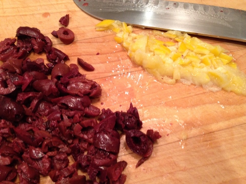 Morroccan Chicken with Preserved Lemons, Olives & Tomatoes 050 (480x360)