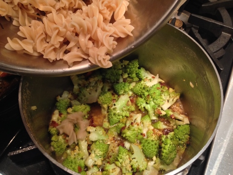 Romanesco, Preserved Lemon & Sundried Tomato Pasta 052 (480x360)