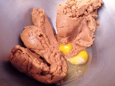 Flourless Chocolate Peanut Butter Toffee Cookies 018 (480x360)