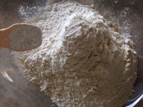 Pistachio Coconut Chocolate Biscotti 014 (480x360)