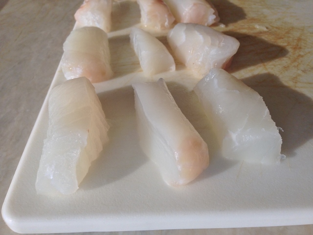 Easy Marinated Halibut Skewers 012 (640x480)