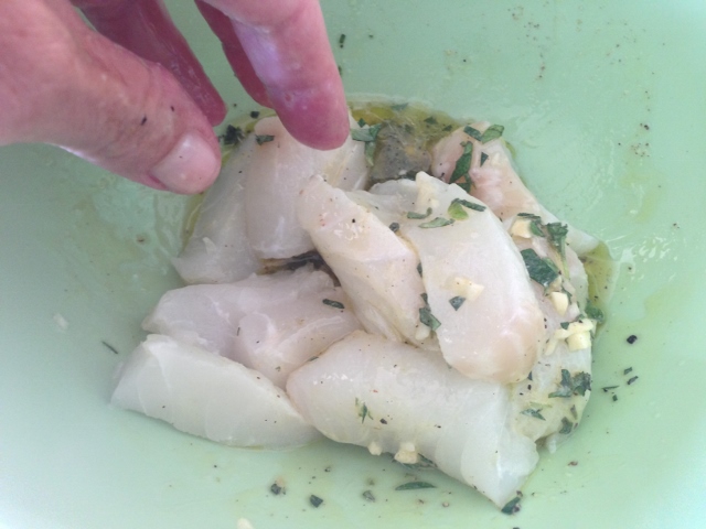 Easy Marinated Halibut Skewers 046 (640x480)