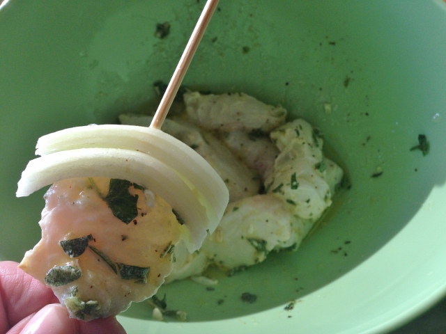 Easy Marinated Halibut Skewers 063 (640x480)