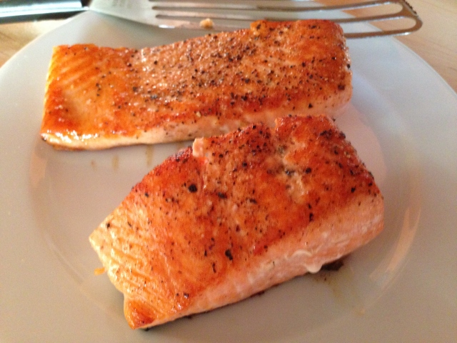 Easy Thai Peanut Salmon & Noodles 088 (640x480)