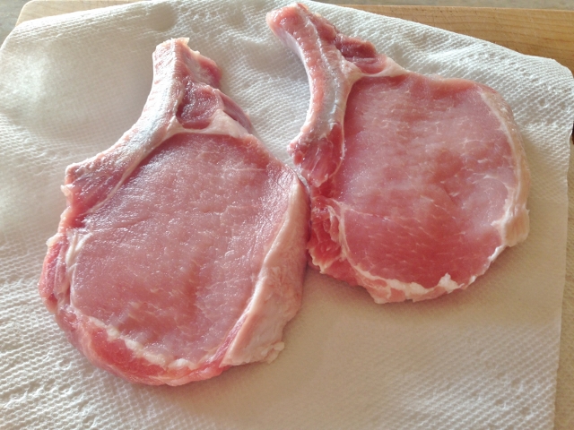 Spiced Pork Chops with Sweet & Sour Cabbage 001 (640x480) (2)