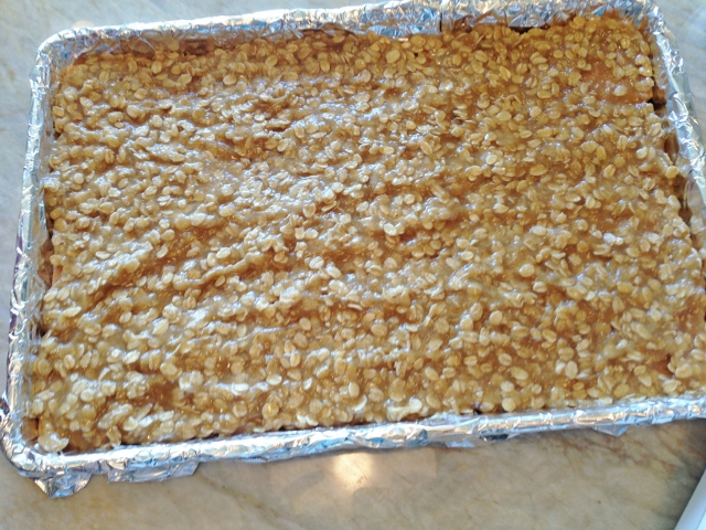Oatmeal Toffee Graham Bars 066 (640x480)