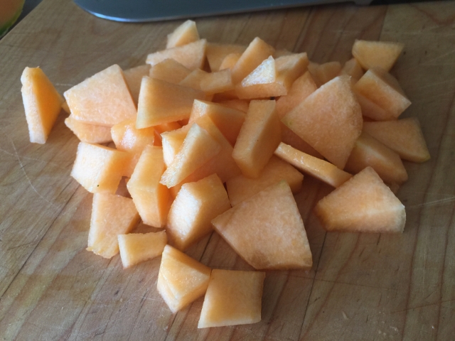 Proscuitto Melon & Burrata Salad 032 (640x480)