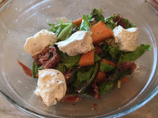 Proscuitto Melon & Burrata Salad 051 (640x480)