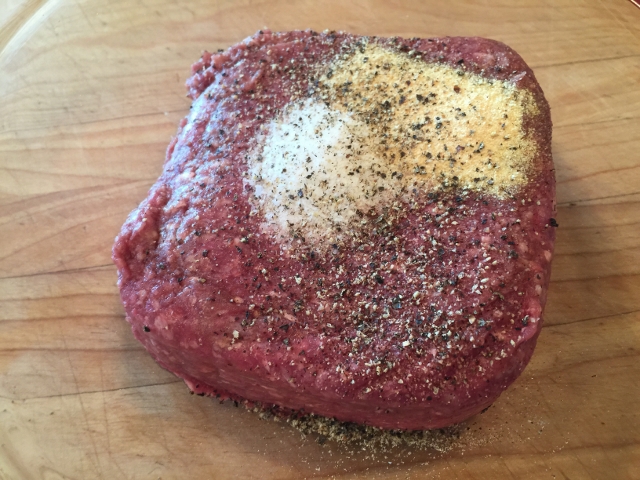 Green Chili Cheeseburgers 001 (640x480)