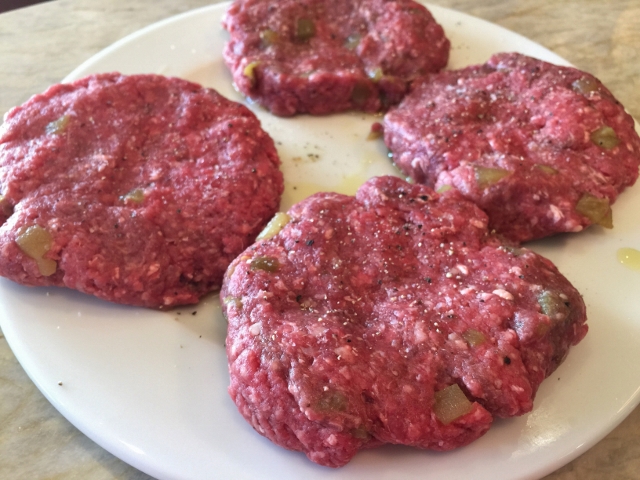 Green Chili Cheeseburgers 013 (640x480)