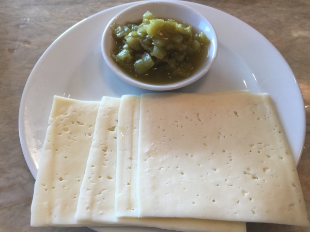 Green Chili Cheeseburgers 014 (640x480)