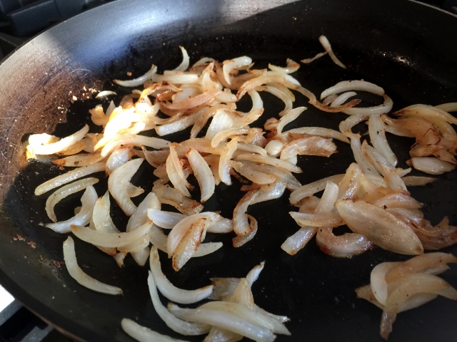 Green Chili Cheeseburgers 021 (640x480)