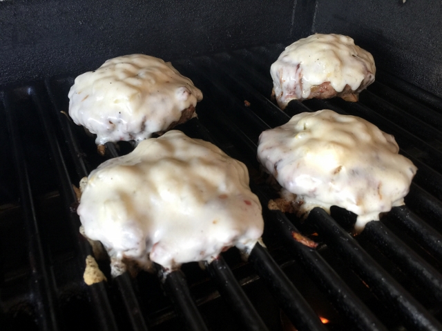 Green Chili Cheeseburgers 030 (640x480)
