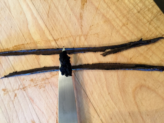 Vanilla Bean Pound Cake 006 (640x480)