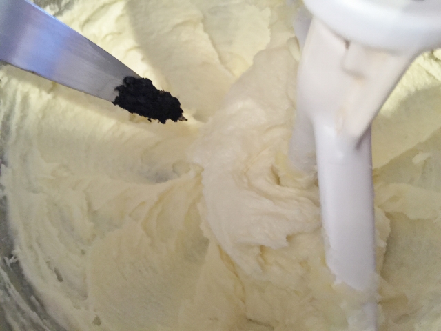 Vanilla Bean Pound Cake 011 (640x480)