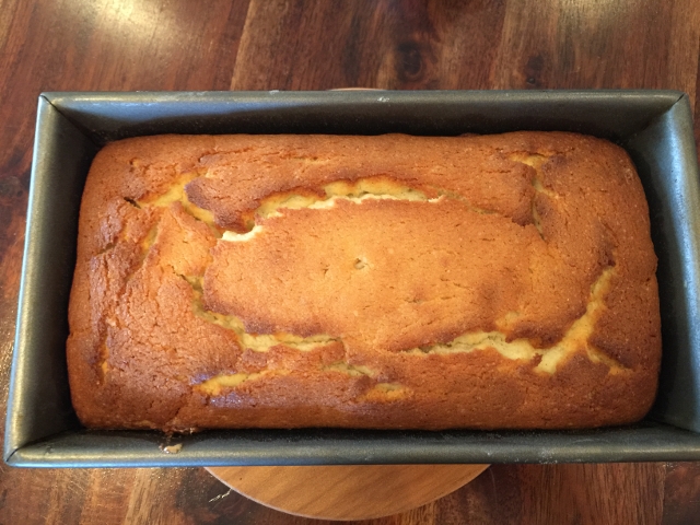 Vanilla Bean Pound Cake 048 (640x480)