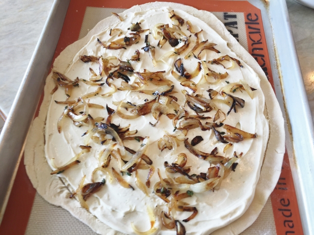 Easy Caramelized Onion & Fig Tart 051 (640x480)