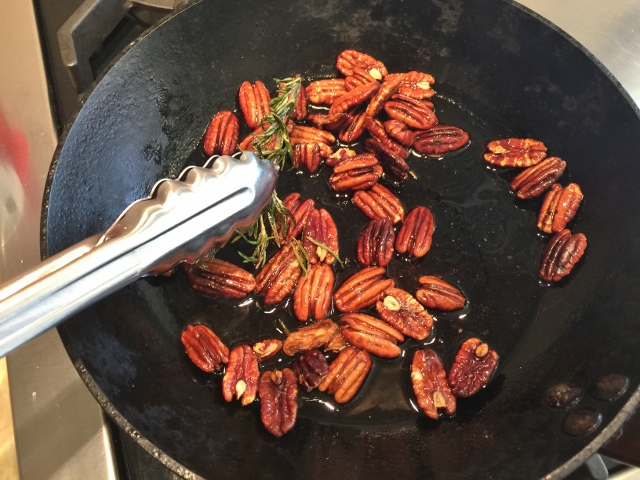 Arugula & Apple Salad with Toasty Pecan Dressing 013 (640x480)