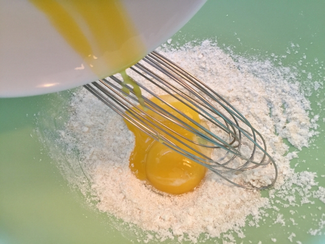 Birthday Cake 047 (640x480)