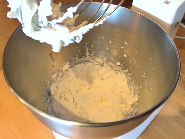 Birthday Cake 083 (640x480)