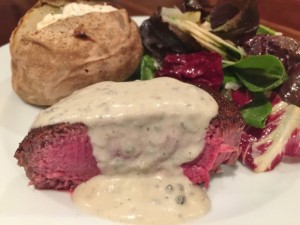 Seared Filets with Gorzonzola Cream 049 (640x480)
