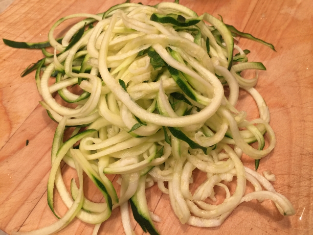 Garlic Shrimp & Zoodles Linguini 003 (640x480)