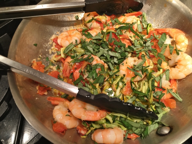 Garlic Shrimp & Zoodles Linguini 043 (640x480)