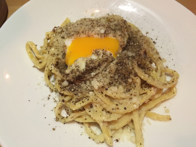 Rose Cafe 022 (640x480)