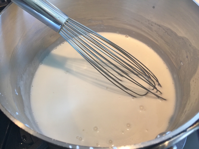 Coconut Cream Pie with Chocolate Crumb Crust 069 (640x480)