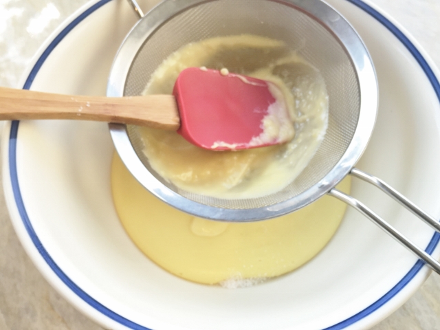 Coconut Cream Pie with Chocolate Crumb Crust 086 (640x480)