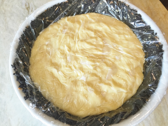 Coconut Cream Pie with Chocolate Crumb Crust 109 (640x480)