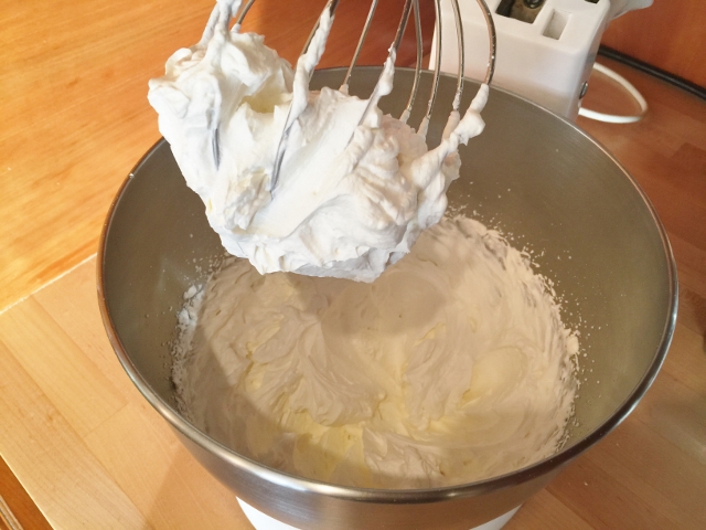 Coconut Cream Pie with Chocolate Crumb Crust 115 (640x480)