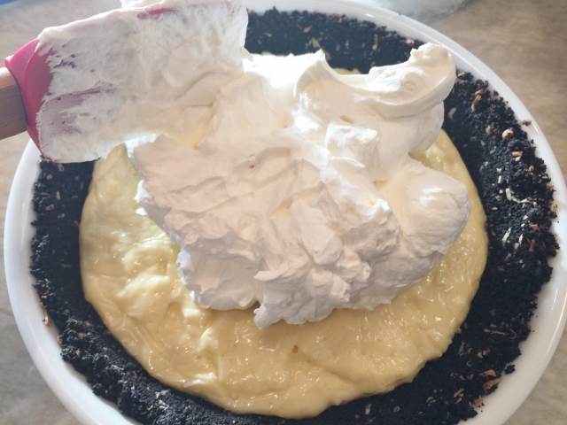 Coconut Cream Pie with Chocolate Crumb Crust 121 (640x480)