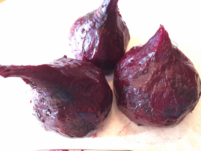 Pickled Beet, Avocado & Feta Salad 025 (640x480)