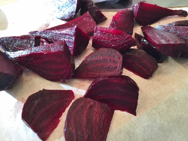 Pickled Beet, Avocado & Feta Salad 029 (640x480)