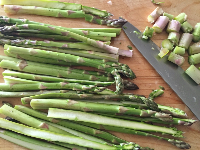 Asparagus & Gorgonzola Cream Tart 053 (640x480)
