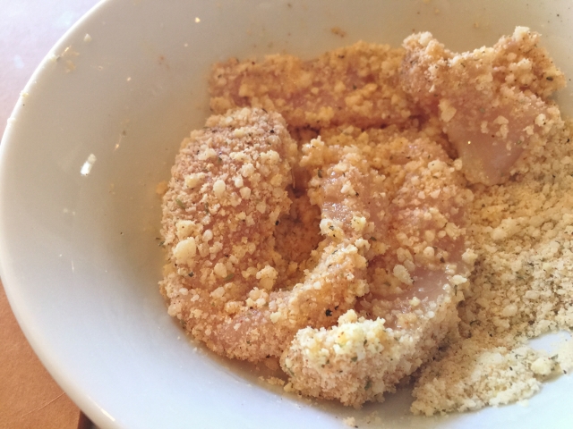 Parmesan Almond Chicken Fingers with Basil Lime Dipping Sauce 047 (640x480)