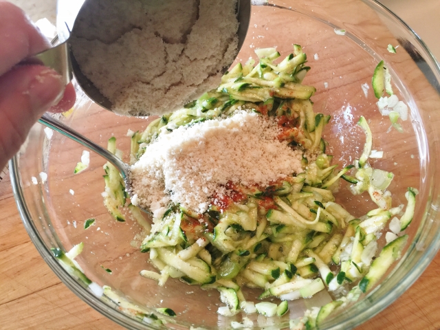 Zucchini Cakes with Salmon Sashimi & Wasabi Cream 007 (640x480)