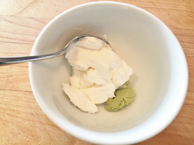 Zucchini Cakes with Salmon Sashimi & Wasabi Cream 017 (640x480)