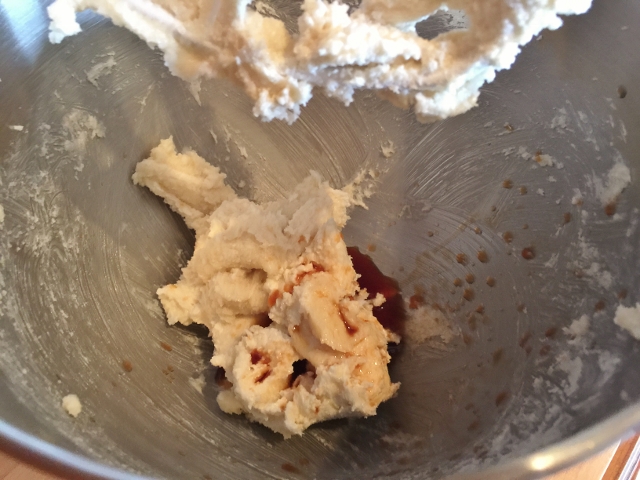 Pineapple Upside Down Muffins 015 (640x480)