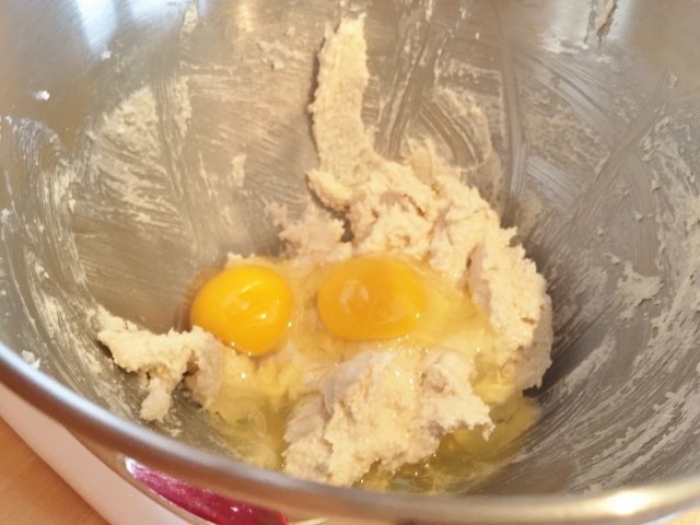 Pineapple Upside Down Muffins 018 (640x480)