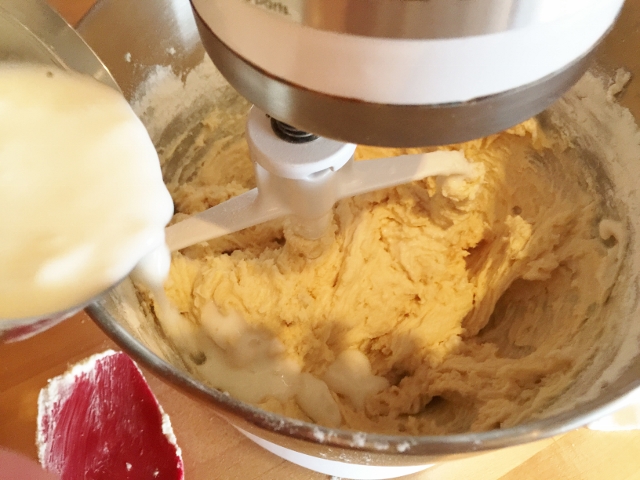 Pineapple Upside Down Muffins 027 (640x480)