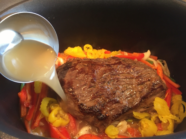Slow Cooker Italian Brisket & Peppers 075 (640x480)